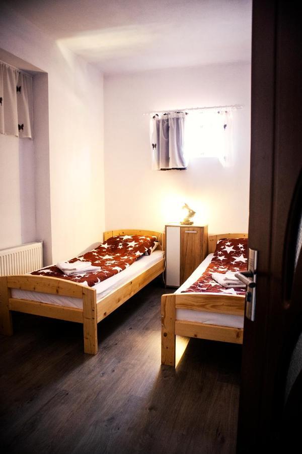 Elekes Apartmans Odorheiu Secuiesc Exterior foto