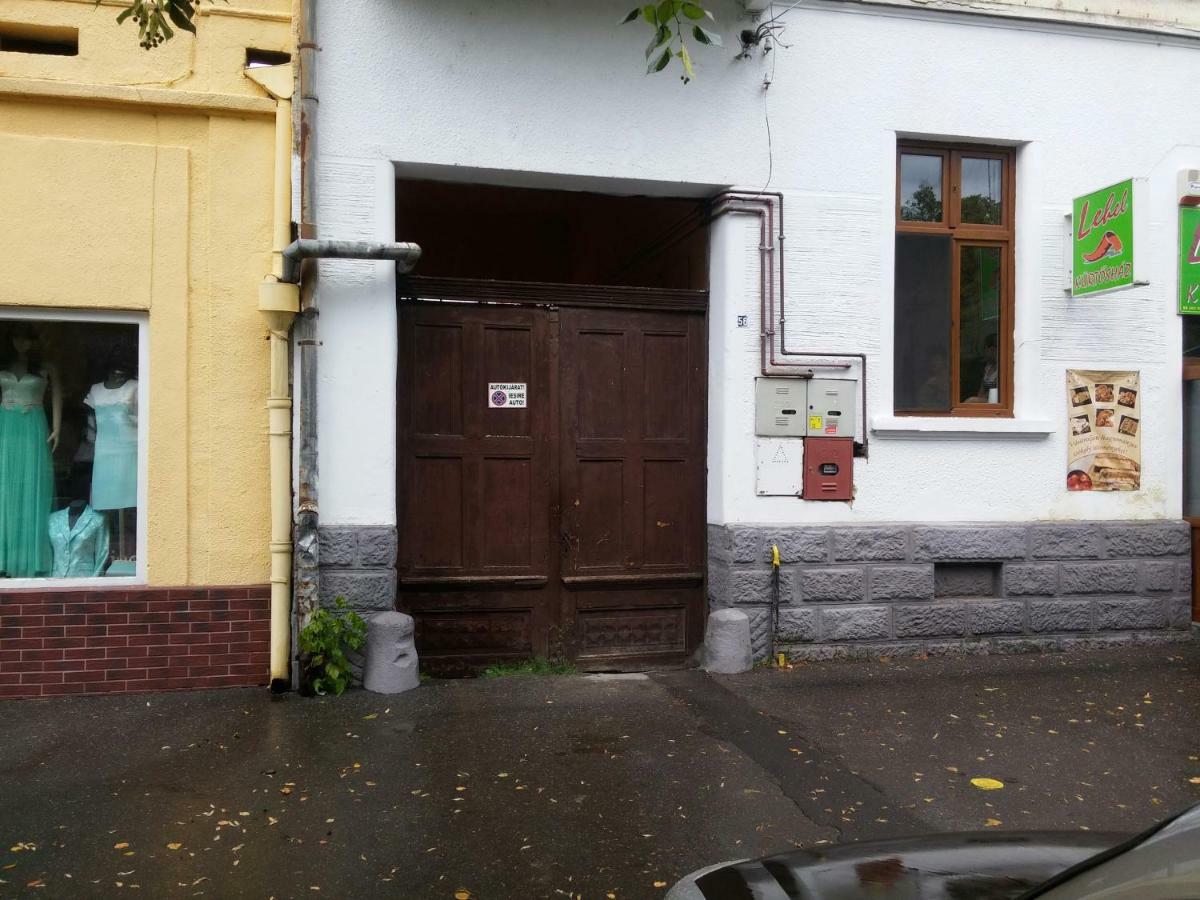 Elekes Apartmans Odorheiu Secuiesc Exterior foto